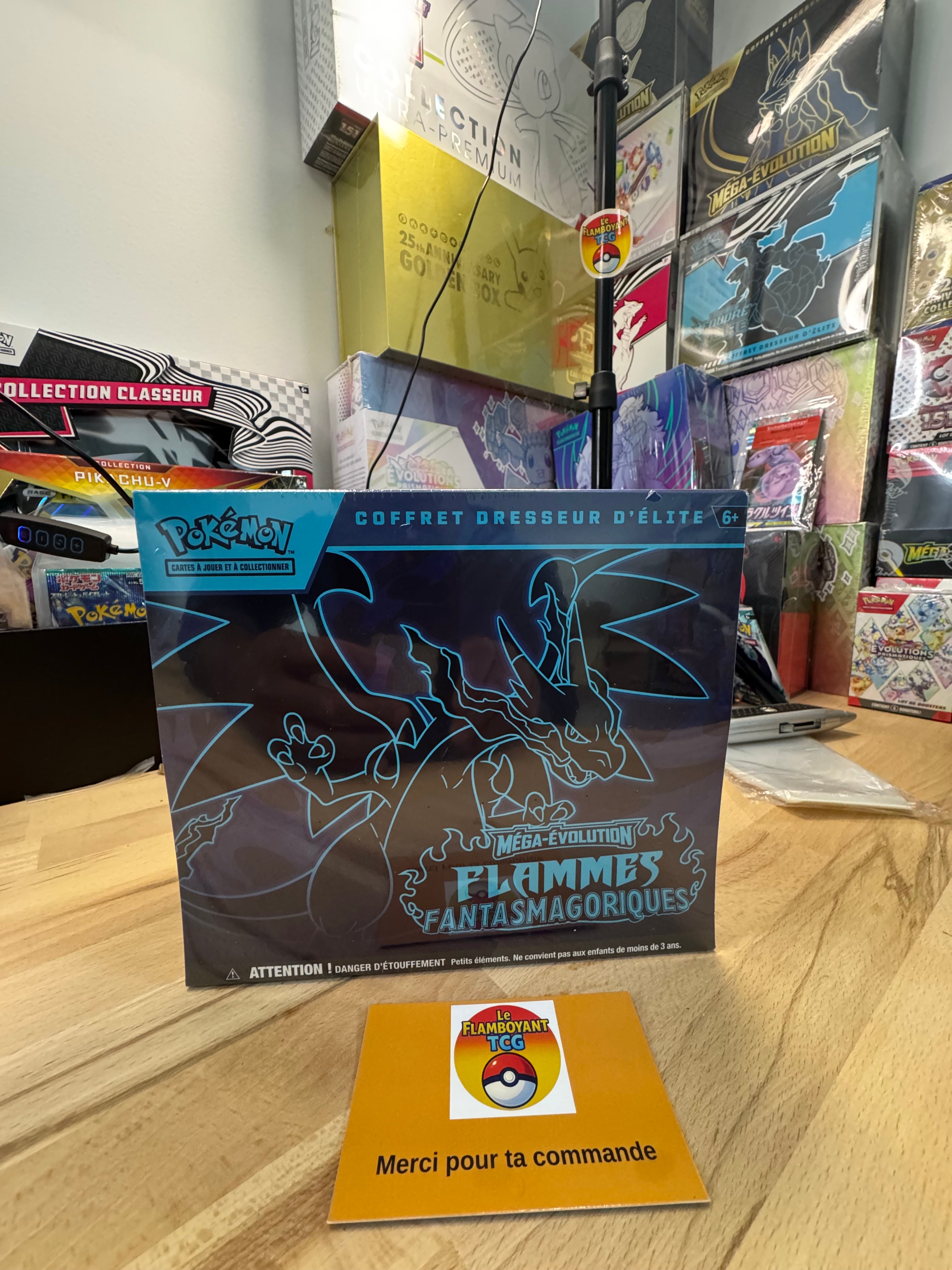 ETB - Flammes Fantasmagoriques - ME02 - Coffret Dresseur d’Elite en français