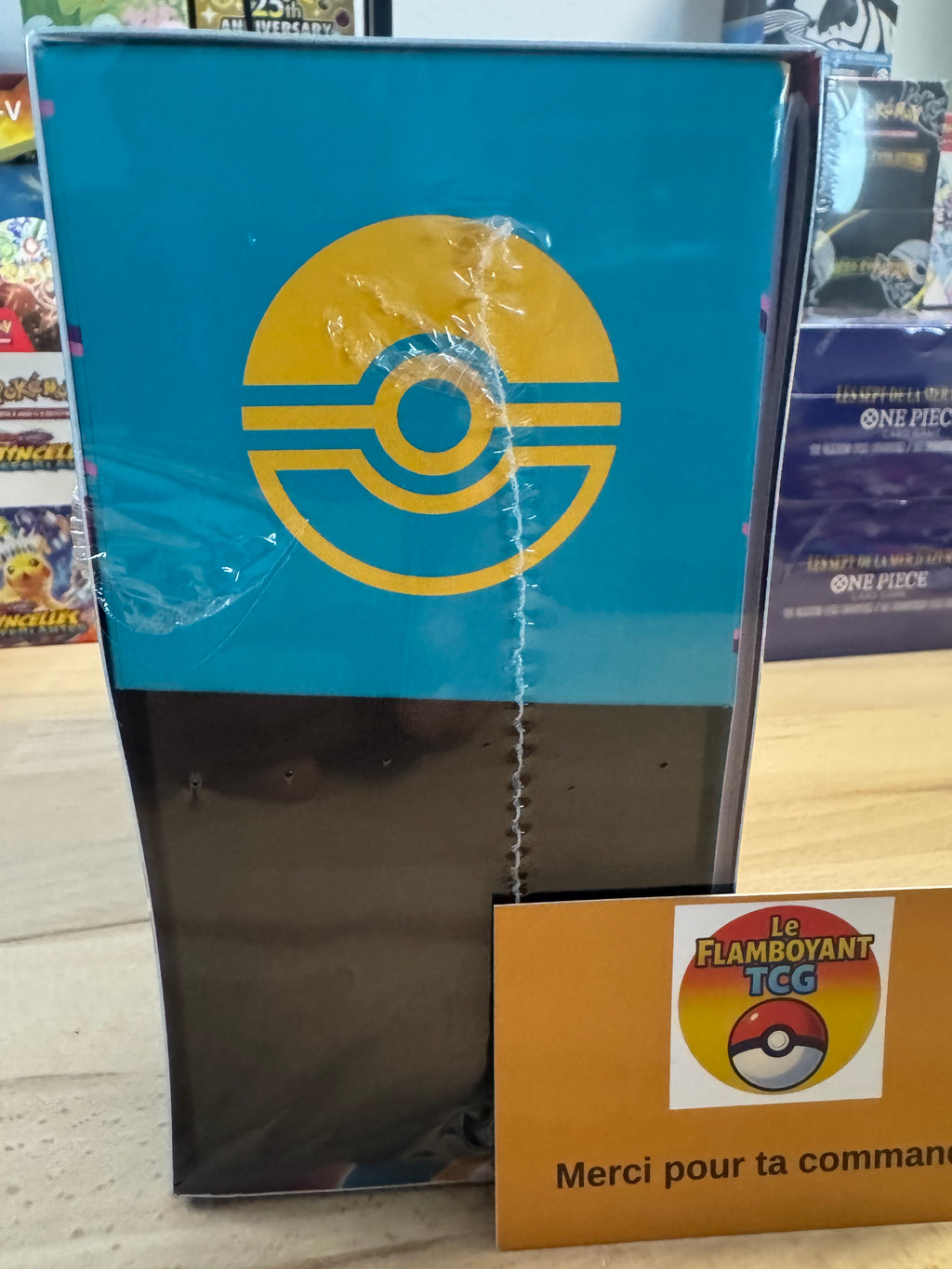 ETB - pokemon Héros Transcendants - ME2.5 - (avec défaut de scellage)